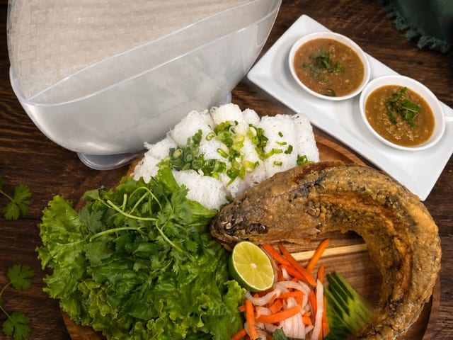 Floating Market Whole Fish - Ca Chien.