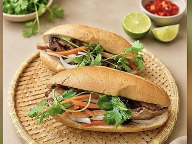 Banh Mi Beef/Bò.